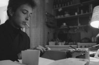 Bob Dylan typing